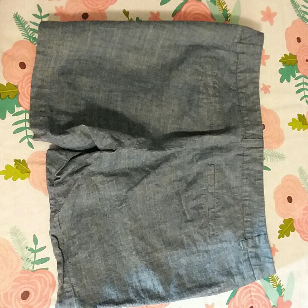 Shorts - Picture 2 of 2